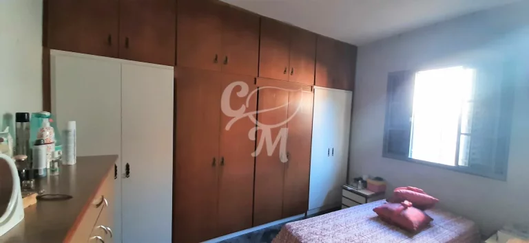 Imagem Casa com 3 dormitórios para venda ou permuta