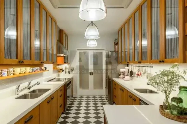 Imagem Apartamento à venda na Vieira Souto, 4 suítes, 2 vagas, 410m2, Vista Mar!