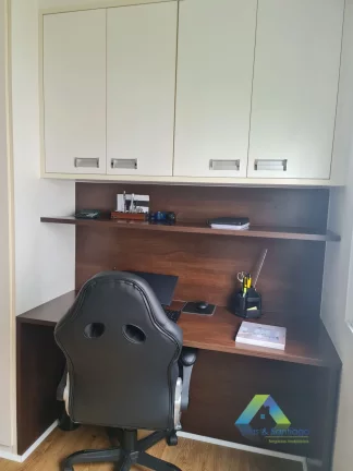 Imagem Apartamento recém reformado com 67m², 2 dormitórios, 1 suíte, 2 vagas de garagem coberta em localização privilegiada em área nobre a 500mts da Estação Metrô Chácara Klabin.