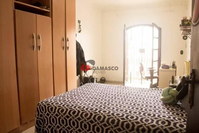 Imagem Sobrado à venda 3 Quartos, 1 Suite, 2 Vagas, 231M², Barcelona, São Caetano do Sul - SP