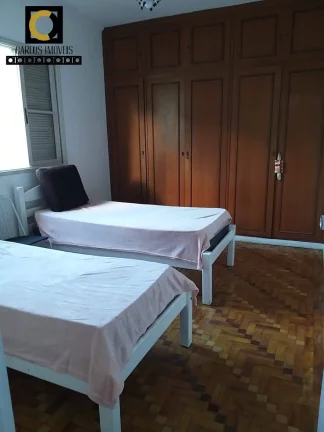 Imagem Casa super espaçosa no Boqueirão - Santos