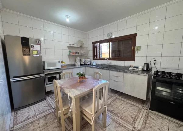 Imagem Casa 274m2, 4 Quartos, Terreno 518m2, Avenida Luiz Pasteur, Sapucaia do Sul