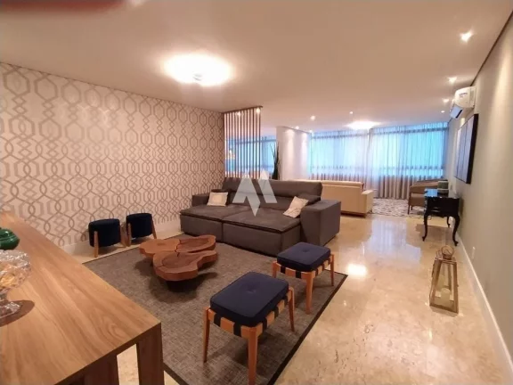 Imagem Apartamento com 4 quartos e 5 banheiros à venda, 233 m² por R$ 1.850.000