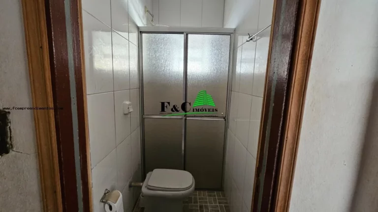 Imagem Casa para Venda em Limeira, Parque Residencial Abílio Pedro, 2 dormitórios, 1 banheiro, 2 vagas