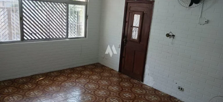 Imagem Casa á venda 3 dormitórios 1 suíte - Sobrado isolado e quintal - R$ 795.000