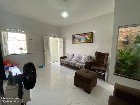 Imagem Casa em rua pública com 3 quartos, 162m² e 2 vagas de garagem - Confira!