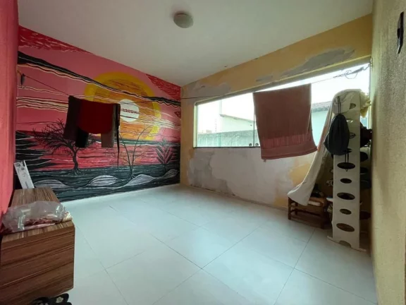 Imagem Casa à venda no bairro Coroa do Meio em rua pública - Confira detalhes!