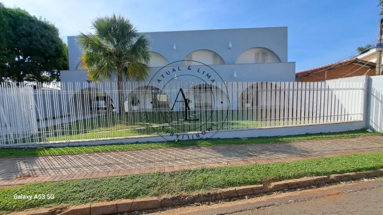 Imagem Casa à venda em Campinas, Parque Taquaral, com 4 suítes, área gourmet, piscina, 1260m2!