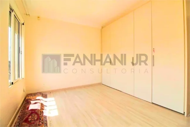 Imagem Imperdível! Apartamento de alto padrão com 3 suítes e 4 vagas na Cerqueira César, São Paulo-SP - 208m². Confira já!