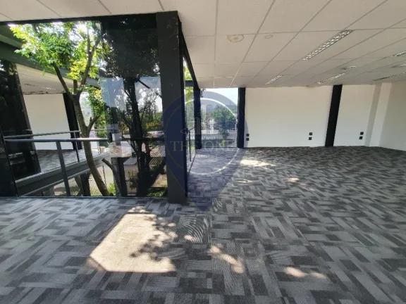 Imagem Excelente Ponto Comercial na Vila Ida: 5 andares, 4 Vagas, 725m² em São Paulo-SP