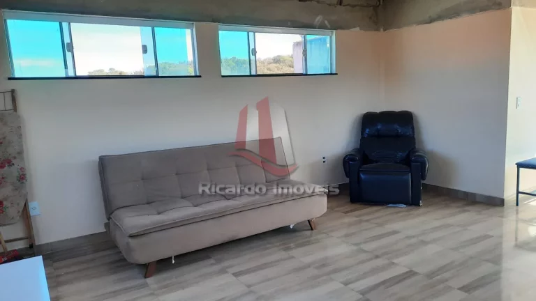 Imagem Casa Triplex c/ 3 Quartos ... Vaga de Estacionamento.