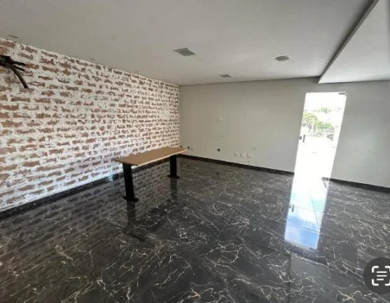 Imagem Prédio Comercial na Água Rasa com 10 Salas