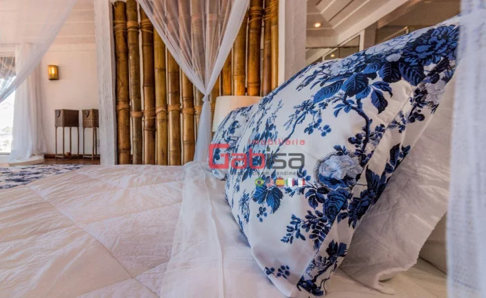 Imagem Luxuosa Mansão Pé na Areia na Praia de Geribá