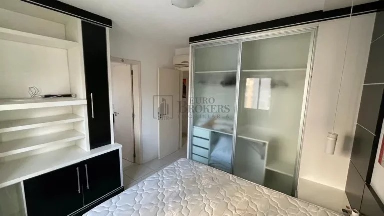 Imagem Apartamento com 03 dormitórios à venda no Centro de Balneário Camboriú/SC
