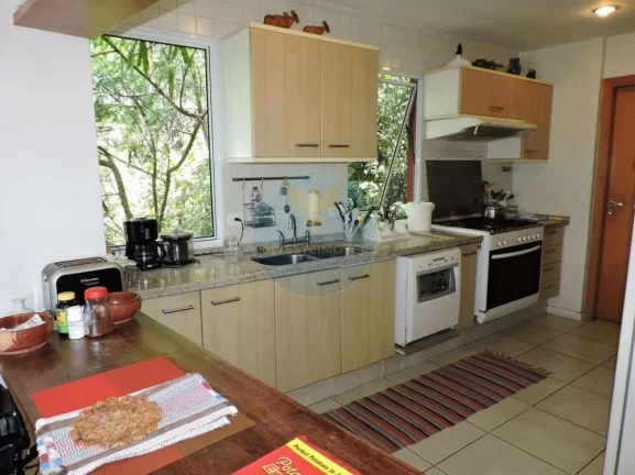 Imagem Casa em Condomínio a Venda no bairro Granja Viana - Cotia, SP