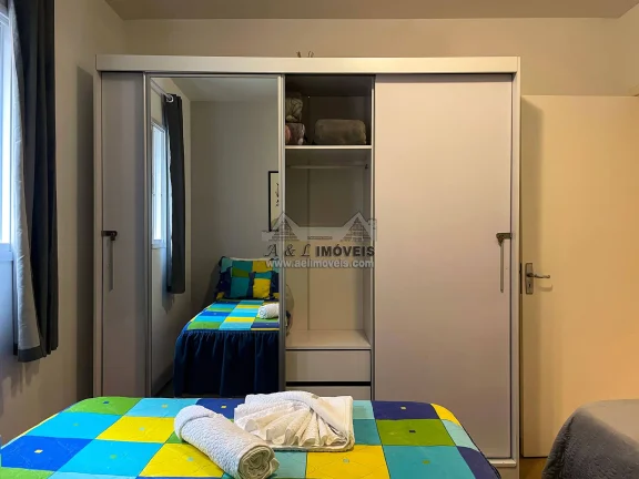 Imagem Apartamento 2 dorms. Reali Fiori — varanda, Airbnb | Campos do Jordão