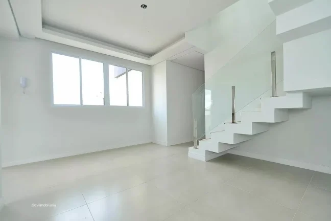 Imagem Incrível cobertura à venda no bairro Santa Inês, em Belo Horizonte. Com uma área privativa de 14...