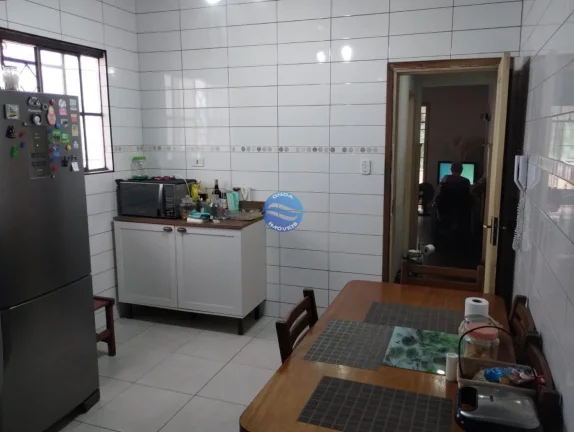 Imagem Casa a venda em Santos no Embaré, tipo raro, oportunidade.