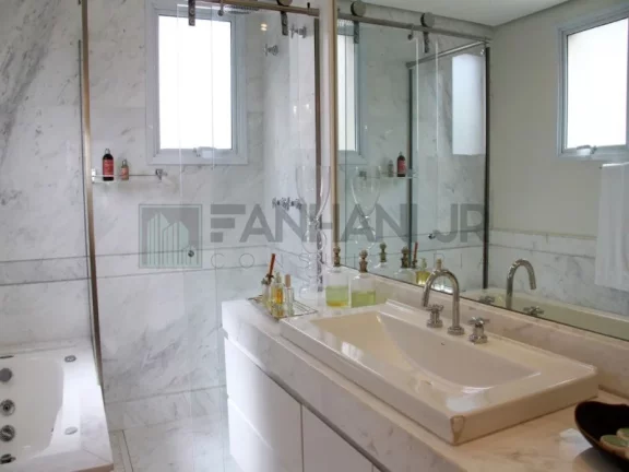 Imagem Vendo maravilhoso apartamento no Ed. England Vila Nova -  Rua Marcos Lopes, 233 - Vila Nova Conceição, São Paulo. Apartamento novo, impecável, compl