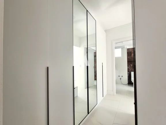 Imagem Apartamento padrão de 3 dormitórios sendo 2 suítes frente mar na Aparecida