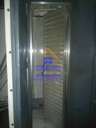 Imagem Galpão, Deposito, Armazém com escritório e um apartamento à venda, Penha, Rio de Janeiro, RJ