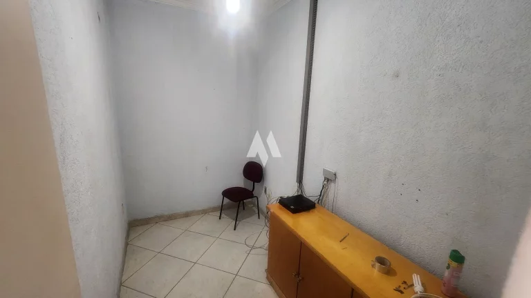 Imagem Casa em Encruzilhada, 3 dormitórios, 2 suítes, 5 vags, Santos/SP