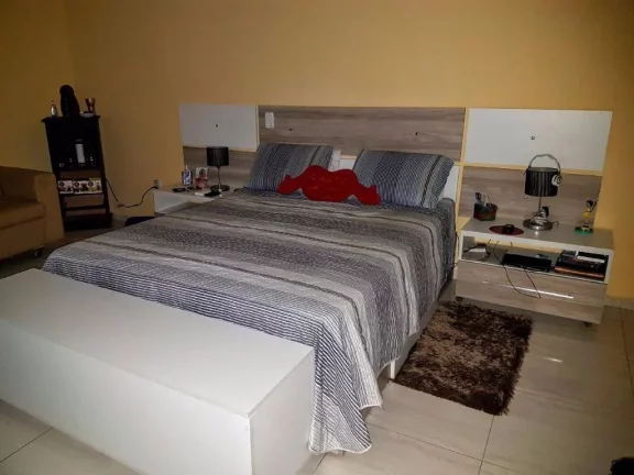 Imagem Sobrado à venda, 320 m² por R$ 1.200.000,00 - Maracanã - Praia Grande/SP