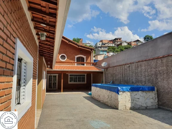 Imagem Casa em Mairiporã / Bairro Luiz Fagundes / Travessa Rodovia Fernão dias / 5 Minutos do centro de Mairiporã.