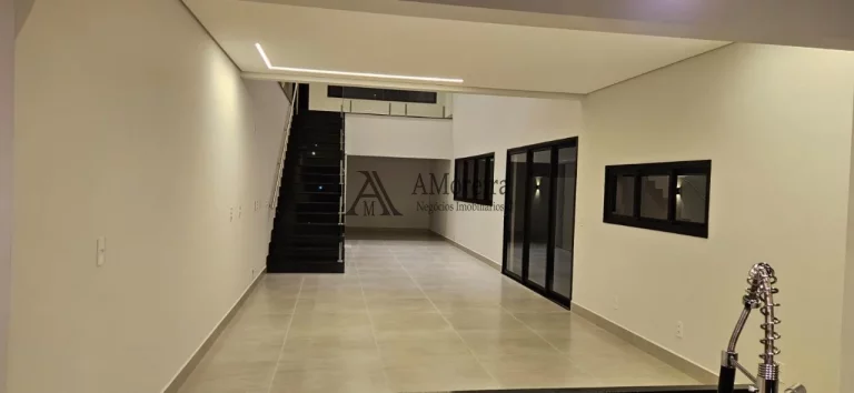 Imagem Imperdível: Casa de luxo em condomínio no Jardim Florestal, Jundiaí-SP - 3 quartos, 3 suítes, 3 salas, 4 banheiros, 4 vagas - 271,07 m²