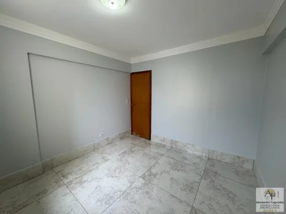 Imagem Apartamento para Venda em Goiânia, SETOR OESTE, 3 dormitórios, 1 suíte, 2 banheiros, 1 vaga