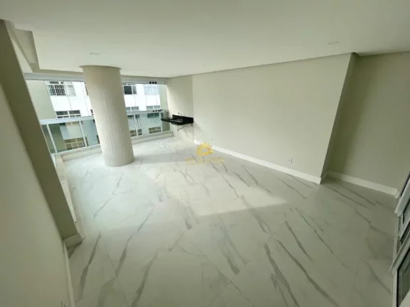 Imagem ??? *Luxo e Conforto com vista para o Mar em Guarapari!* ??Descubra o seu novo lar neste deslumbrant...