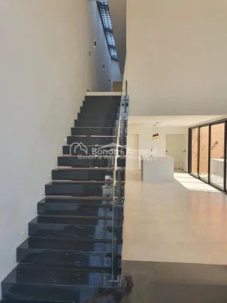 Imagem Sobrado 212 mts com proposta sustentável
Sala de estar / Sala de jantar /Espaço gourmet integrado ...