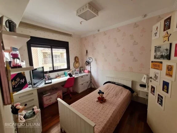 Imagem "Residência de Luxo na Pompéia: 3 Suítes, Varanda Gourmet e Lazer Exclusivo!"