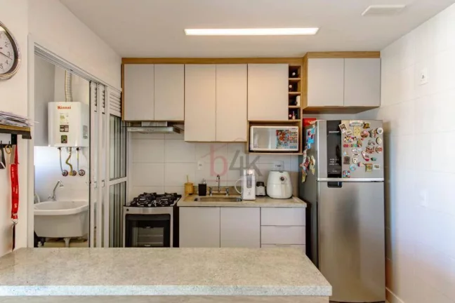 Imagem Apartamento com dois dormitórios e varanda a venda na Chácara Santo Antônio.