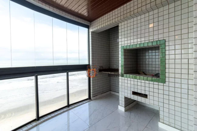 Imagem Apartamento com 4 dormitórios à venda, 140 m² por R$ 850.000,00 - Vila Atlântica - Mongaguá/SP