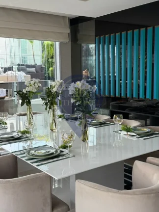 Imagem Cobertura de luxo no Brooklin Paulista: 4 quartos, 3 suítes, 2 salas, 4 banheiros, 3 vagas, 305m². Confira!