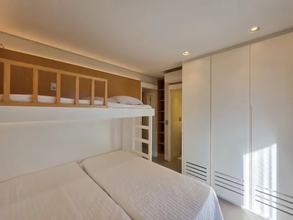 Imagem Apartamento de Luxo à Venda em Riviera de São Lourenço Módulo 03: 3 Quartos, 3 Suítes, 3 Salas, 2 Vagas, 161,55 m²!