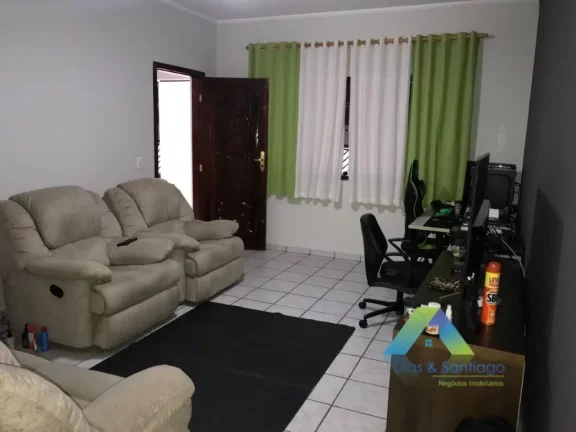 Imagem Santo André Sobrado 210M², 3 dormitórios 1 suíte, espaço gourmet, 8 vagas com ótima localização e valor !!!