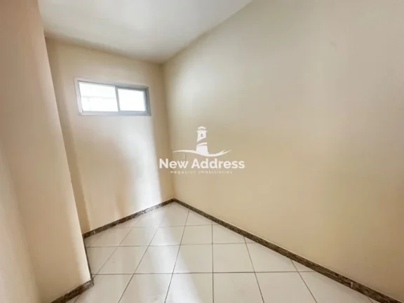 Imagem Oportunidade! 3 quartos com vista mar em excelente localização na Praia de Itaparica - Vila Velha