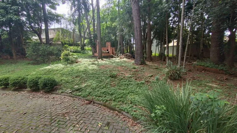 Imagem Terreno no Ahú ZR3. 5.898 m2. Ideal para condominio fechado