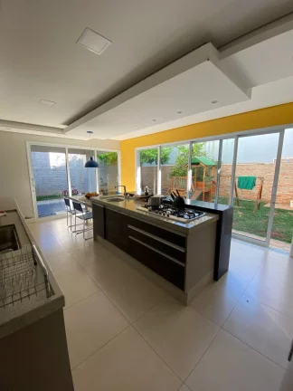 Imagem Belíssima Casa a venda no Bairro Colina Verde - Tatuí/SP.