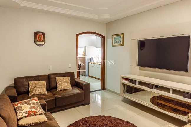 Imagem Casa à Venda no Setor Oeste - Gama/DF

Excelente oportunidade para moradia ou investimento em renda...