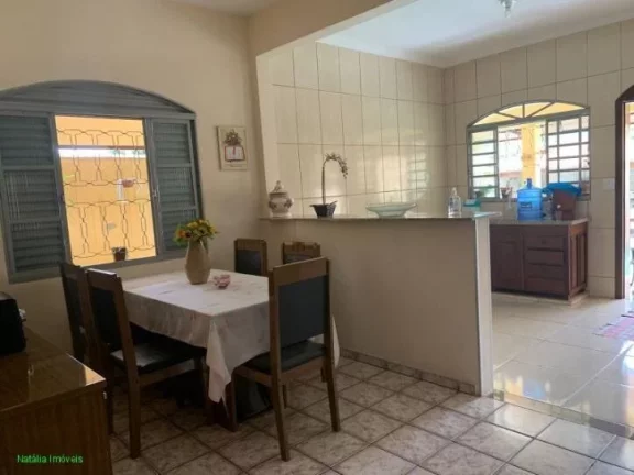Imagem CASA LINDÍSSIMA, NO BAIRRO SATÉLITE EM JUATUBA

*EM LOTE 360M² COM 2 PAVIMENTOS.
*CASA 1º ANDAR ...