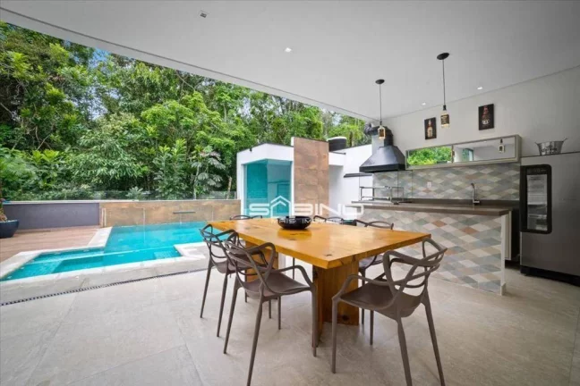 Imagem Oportunidade na Riviera, casa à venda e Locação anual, com 5 dormitórios 5 suítes 337m² de área útil