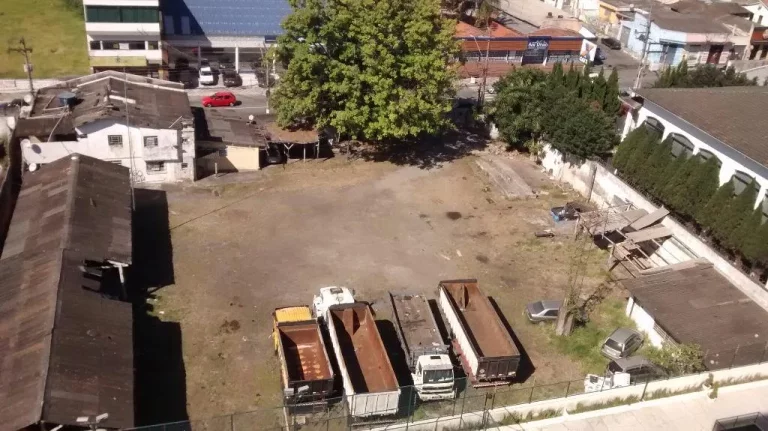 Imagem Terreno comercial à venda, Centro, Suzano, rua general Francisco Glicério, ao lado da Caixa Econômica Federal.