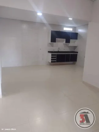 Imagem Casa dormitórios no Condominio Canaã