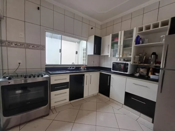 Imagem Casa de vila para venda em Residencial São Vicente com 3 quartos, sendo 1 suíte, 149m2