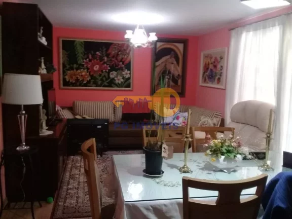 Imagem EXCELENTE CASA EM CONDOMINIO NO BAIRRO ALTO EM CURITIBA