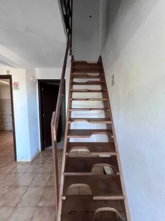 Imagem Terreno de 340m² com casa de 2 dormitórios e 1 vaga de garagem Zimbros