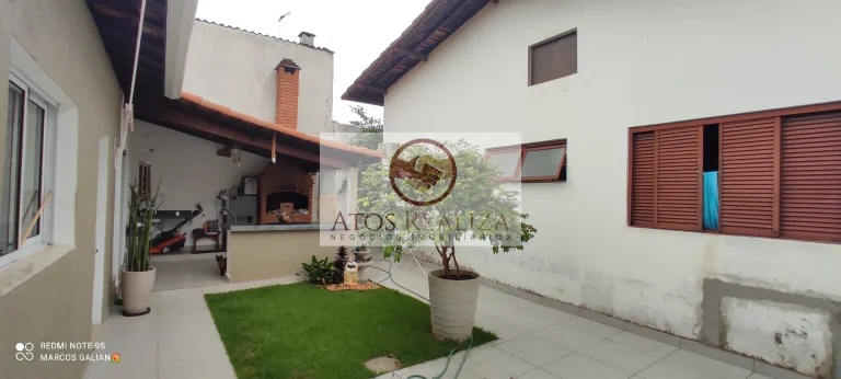 Imagem Casa Térrea em Jardim Santa Helena: 4 Dormitórios à Venda